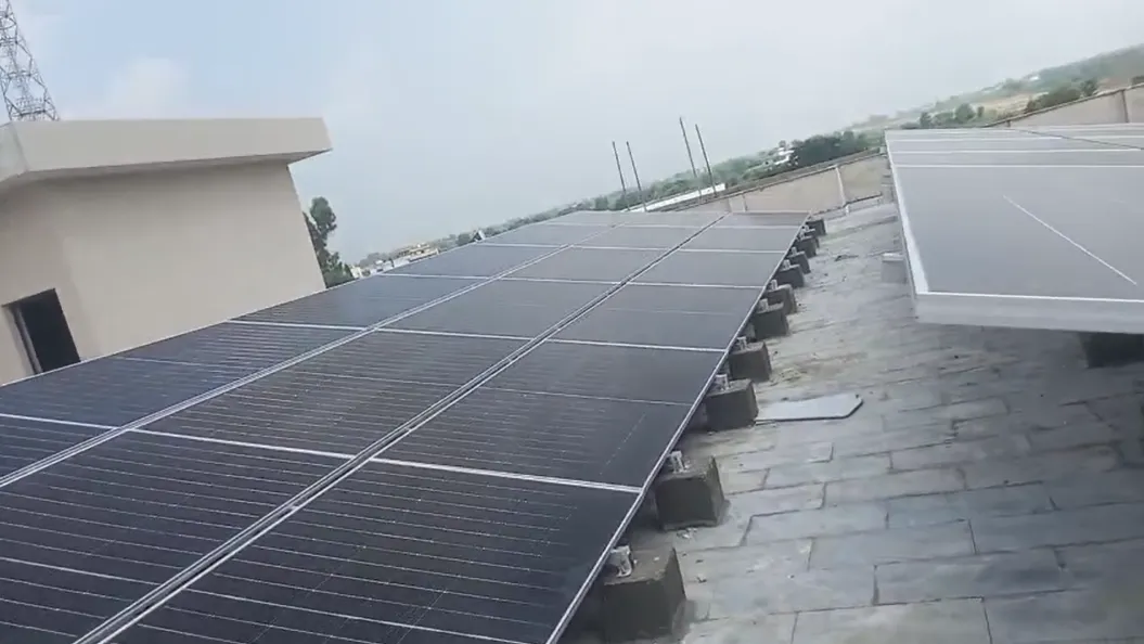 100 kW Hybrid Solar System – Kharian Medical Complex